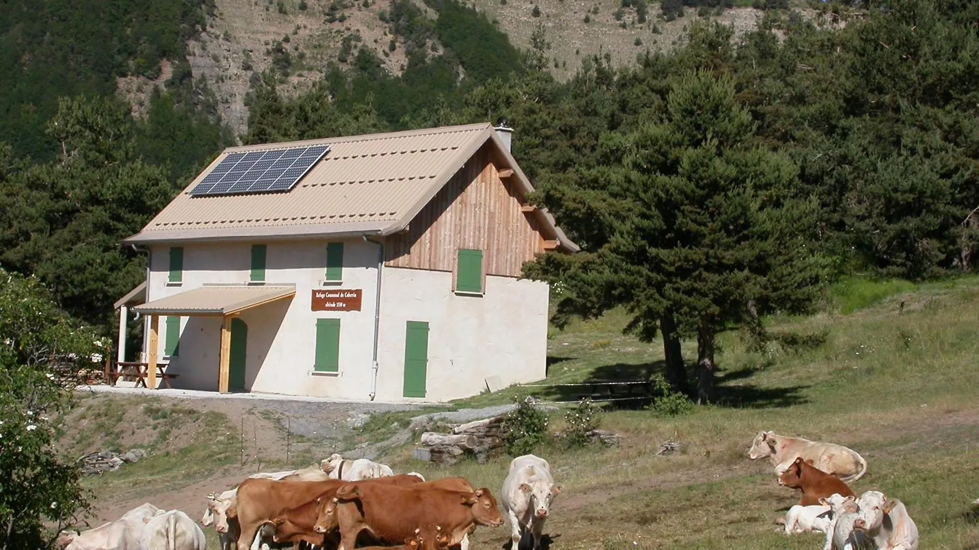 Chalet D'Alpage Du Cubertin - Prealpes De Digne Auzet